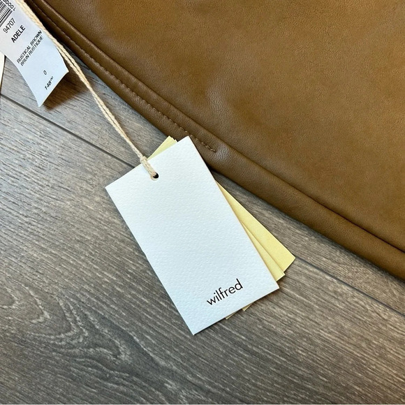 Aritzia Wilfred Adele Pant Flared Wide Leg Vegan Faux Leather Trouser High Rise - Picture 11 of 16